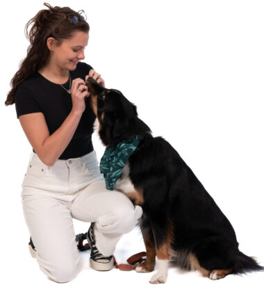 Peyton Simmons with puppy