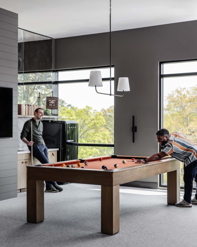 Meridian game room area - pool table